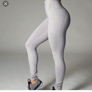 Buff bunny Athena leggings